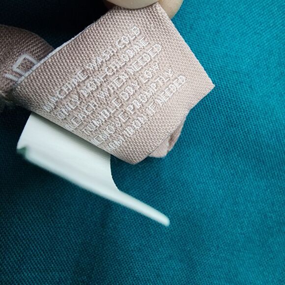 Chico's Womens Top Size 2 Large 12 Green Wrinkle Resistant Button Up Long Sleeve - Picture 9 of 9